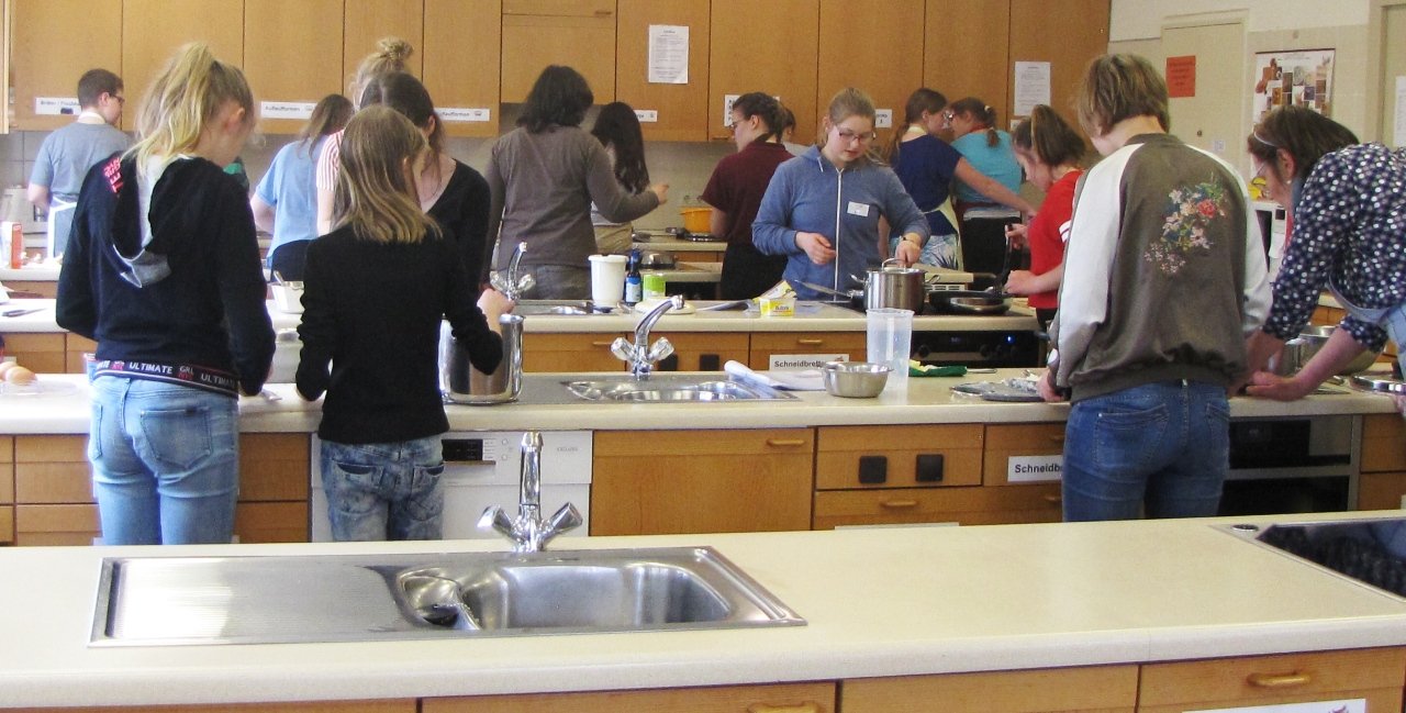 Kochspaß Kochkurs Kochen Kommunale Jugendarbeit kochen lernen Tirschenreuth (2)