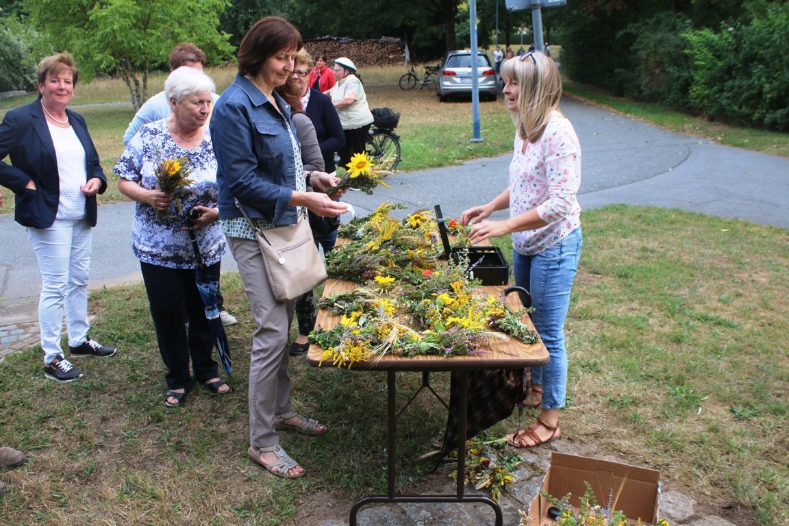 Kräuterbüschen Altes Kircherl Grafenwöhr Beim alten Kircherl Mariä Himmelfahrt 1