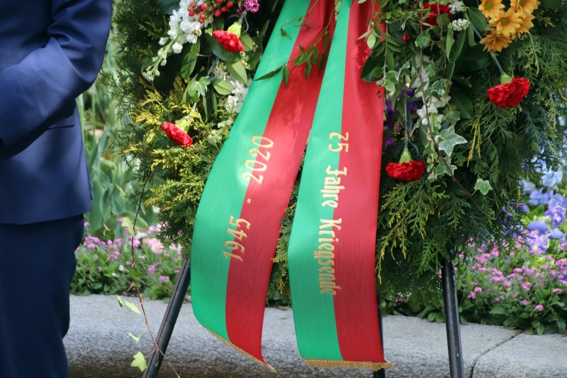 Kranzniederlegung Kriegsende Weiden 75 Jahre (2)