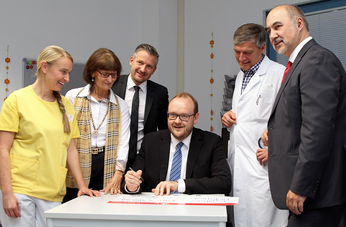 Landrat Meier Spende Babywatch