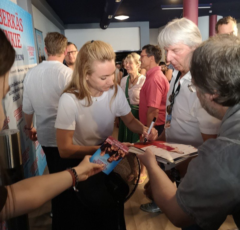 Leberkäsjunkie Schauspieler Kino Cineplanet Tirschenreuth 12