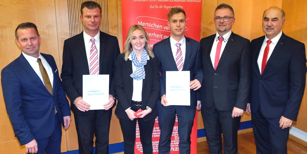 Lehrgangsabsolventen Sparkasse