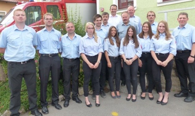 Leistungsabzeichen Feuerwehr Döllnitz Auszeichung Bild Sieglinde Schärtl
