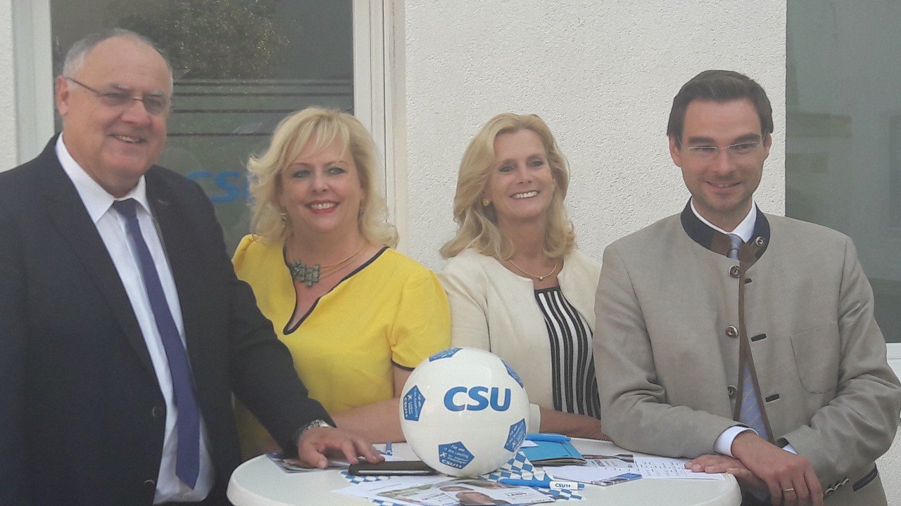 Lothar Höher Dagmar Nachtigall Andrea Lang Dr Stephan Oetzinger CSU Kreisverband NeustadtWN Landtagswahl Bild Dominik Baschnagel