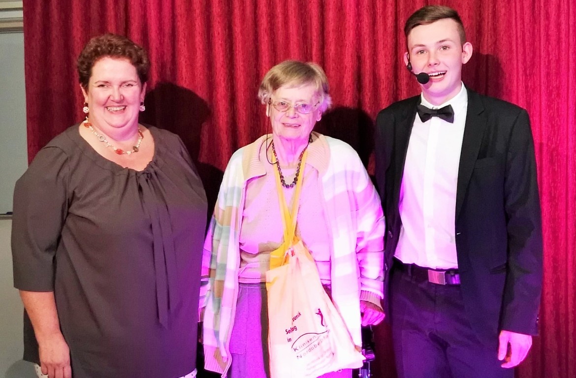 Marius Koslowski verzaubert die Waldsassener Reha-Patienten