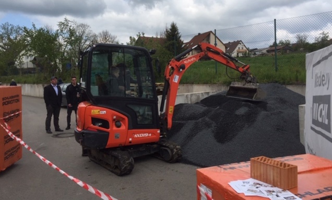 Markttag Albersrieth Raiffeisenmarkt 6