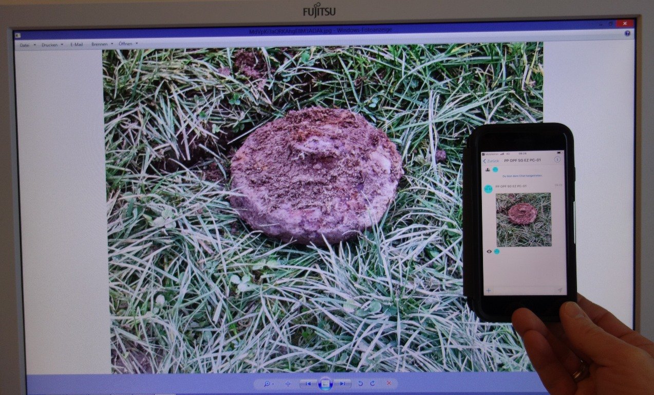 Messenger Polizei Polizeipräsidium Regensburg Bild Update neue App Bombenfund Schirmitz
