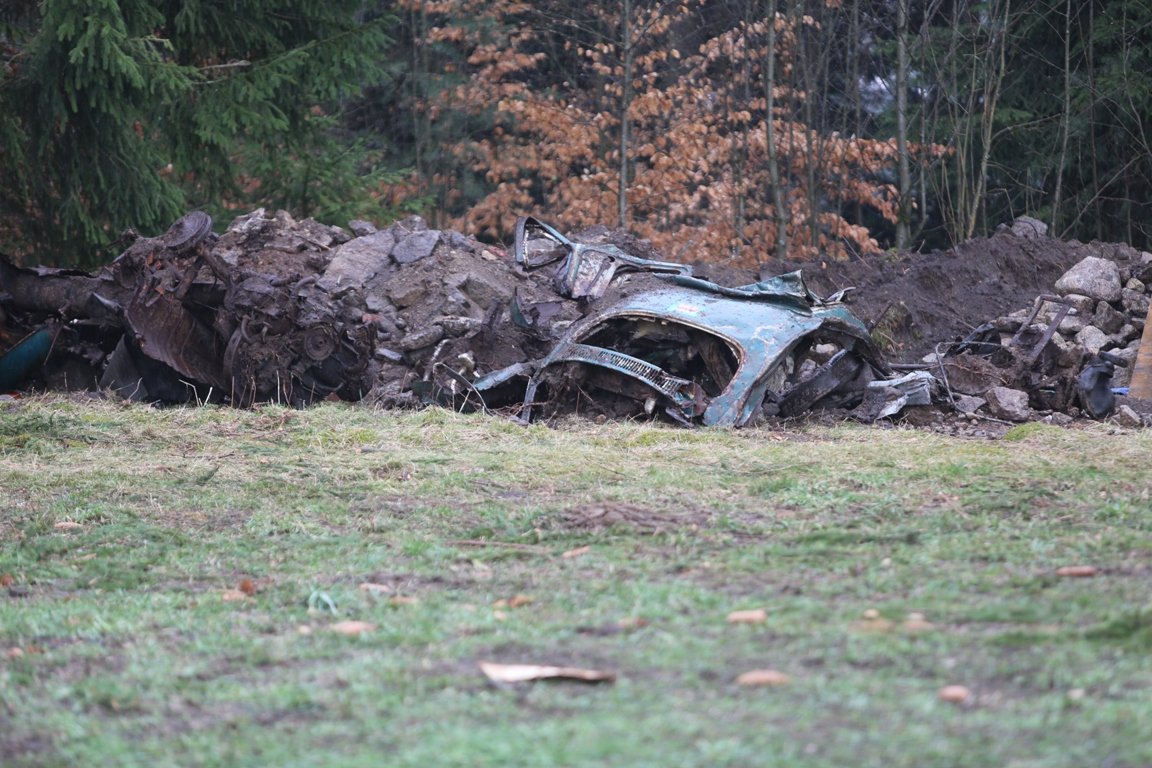 Monika Frischholz Mordfall 1976 Grabungen Leichnam Auto (3)