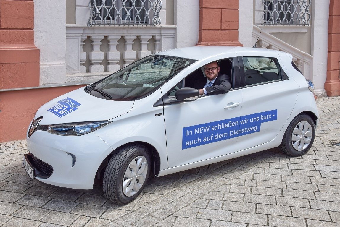NEW-EMobil Landkreis Neustadt E-Mobil Landrat Andreas Meier