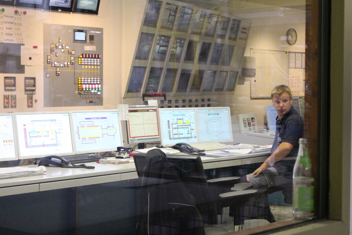 NSG - Pilkington Deutschland AG Weiherhammer DETAG Symbol Symbolbild Flachglas (94)