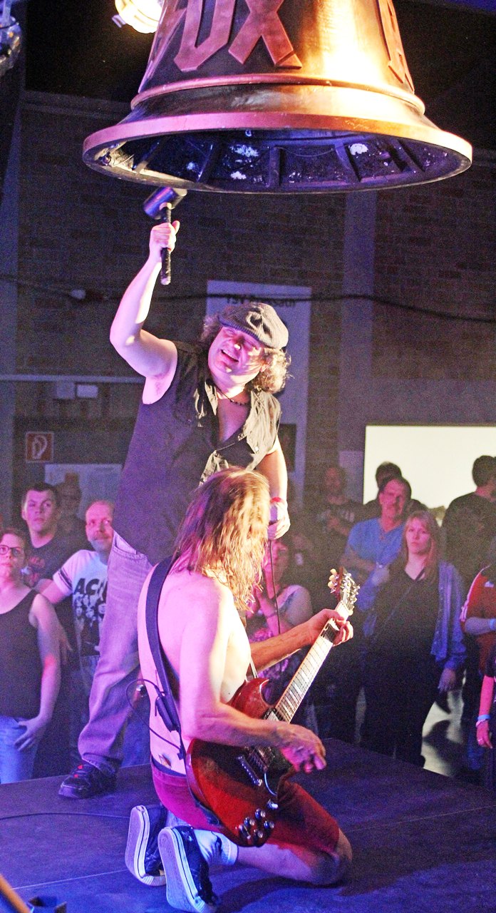 AC/DX. Pressath, Auftritt, Rock, AC/DC, Cover-Band, Fans