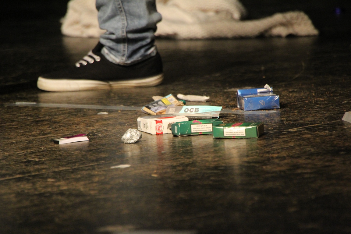 Symbolbild, Zigarette, Rausch,