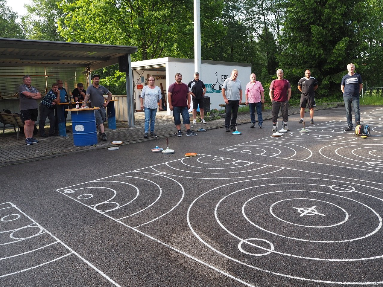 Eisstockschützen schießen wieder scharf