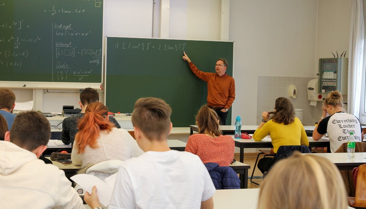 OTH Amberg Weiden Fit Mathe Brückenkurs Erstsemester Mathekurs 2
