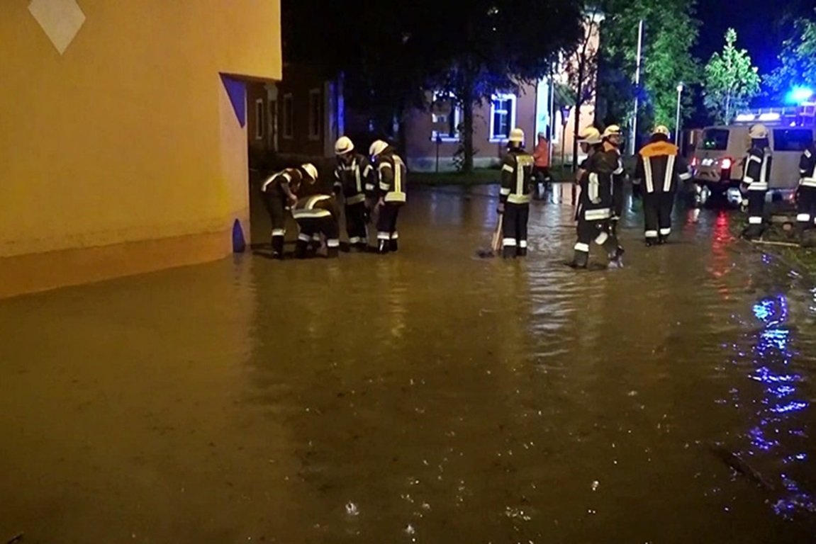 Oberbibrach Ortskern unter Wasser 7