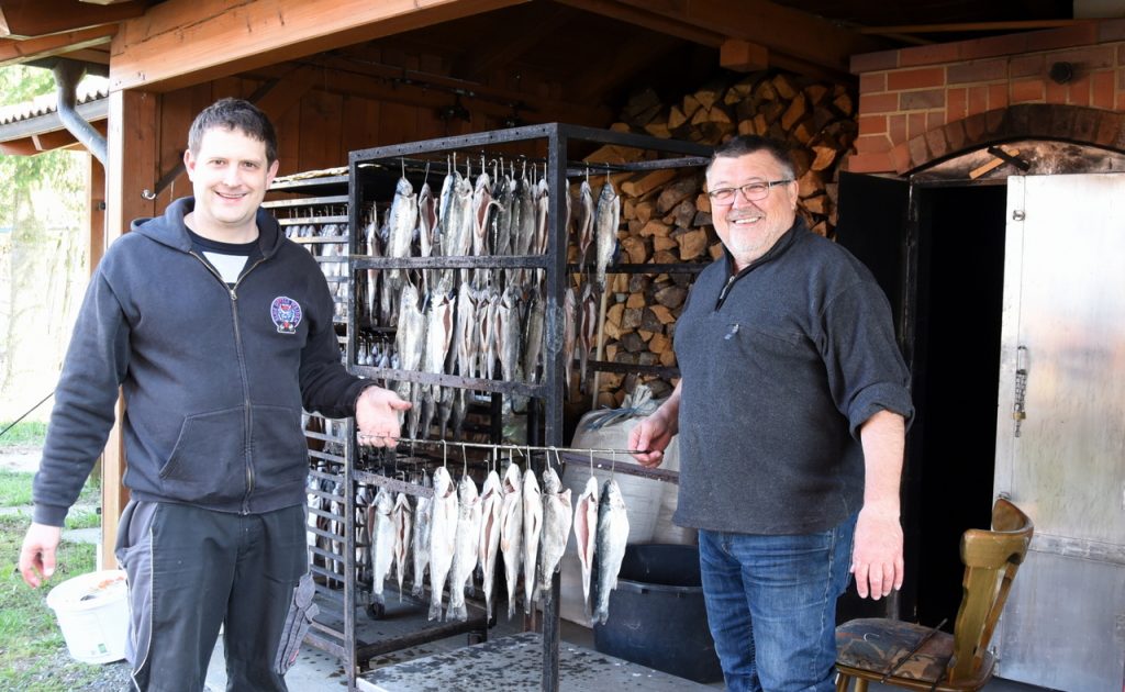 Osterfischmarkt-Floß-2019