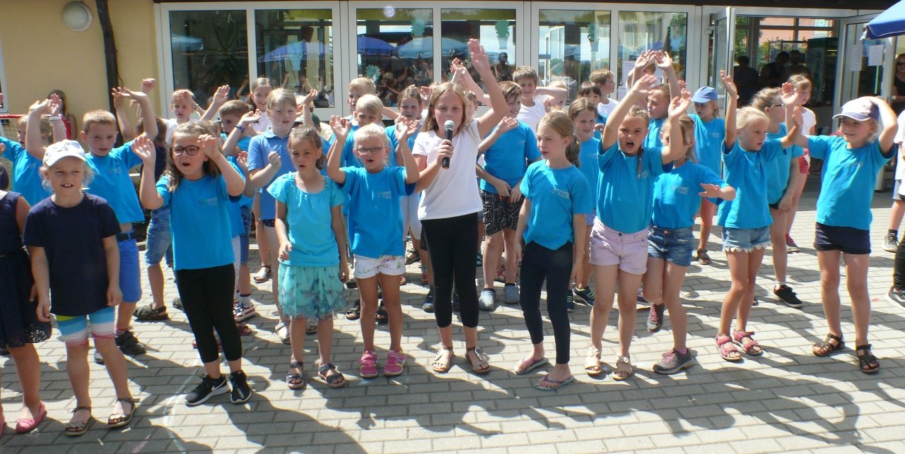 Grundschule und Kindergarten feiern gemeinsam Sommerfest Püchersreuth