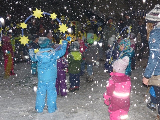 Kindergarten Leuchtenberg, Weihnachtsmarkt, Adventszauber