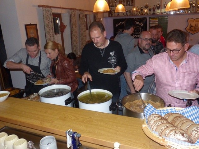 Schlachtschüssel essen DJK Leuchtenberg