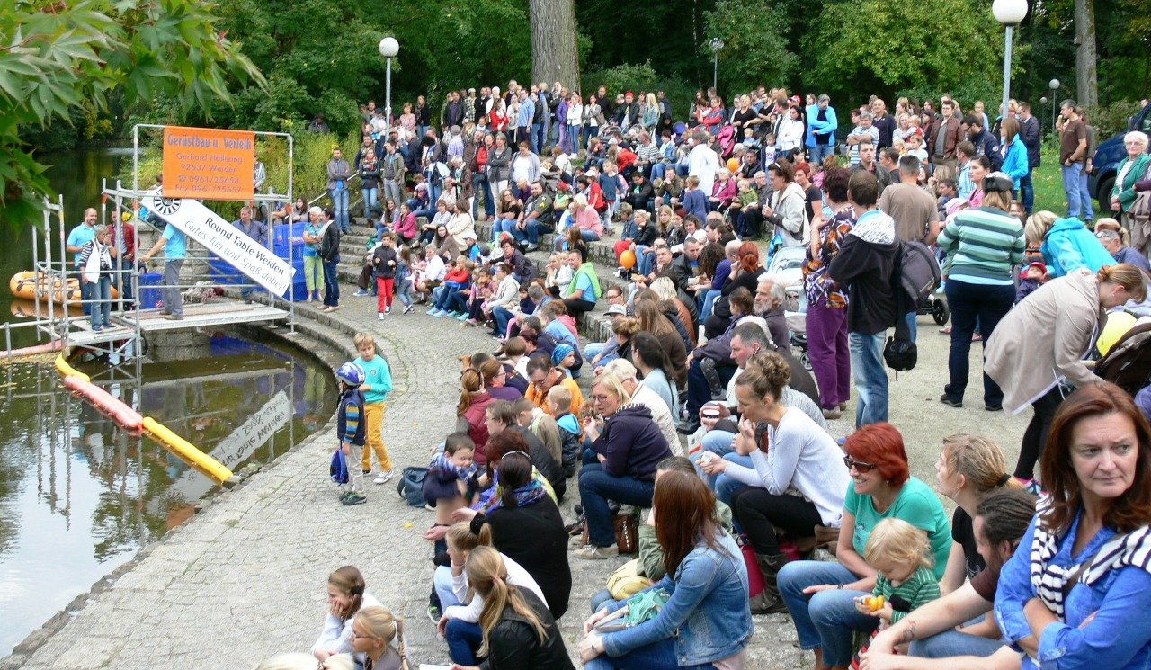 4. Entenrennen Weiden