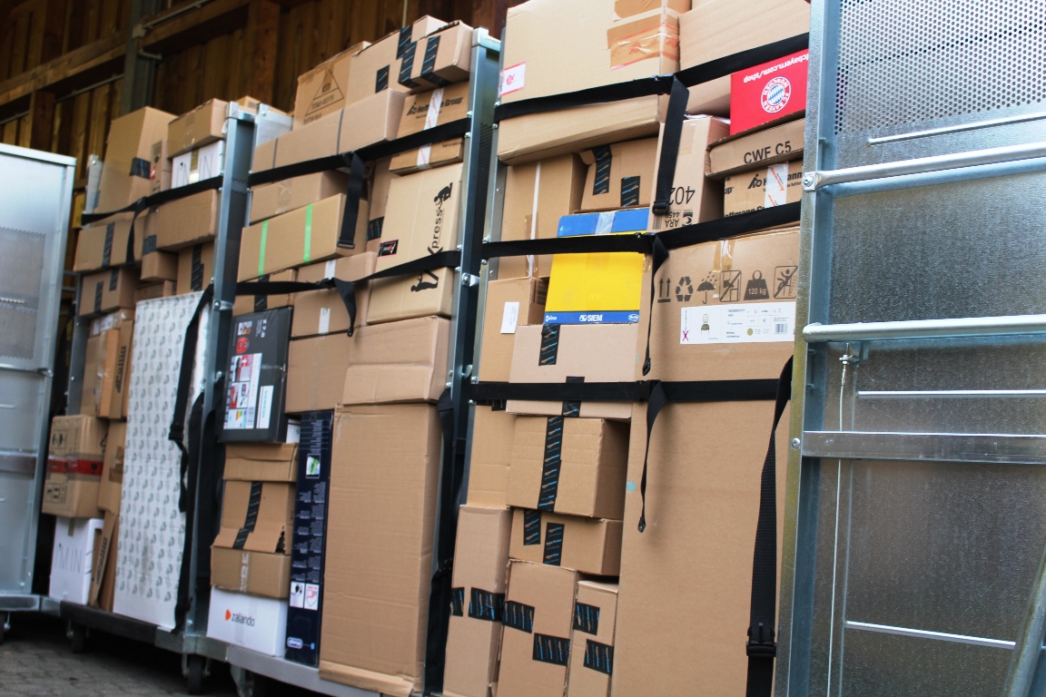 Pakete, Sendungen, Post, Deutsche Post AG