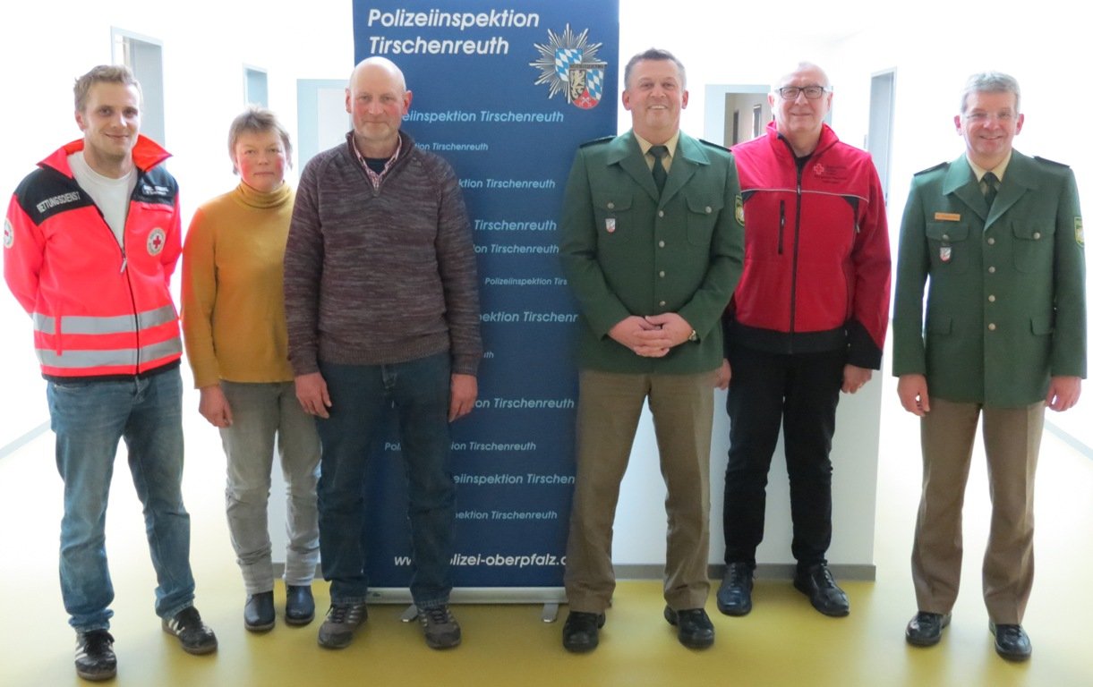 Polizei Tirschenreuth Daniel Schenkl, Christine und Hubert Gradl, PHK Hermann Weiß, Edwin Hecht, EPHK Werner Schönfelder Autodiebstahl aufgeklärt
