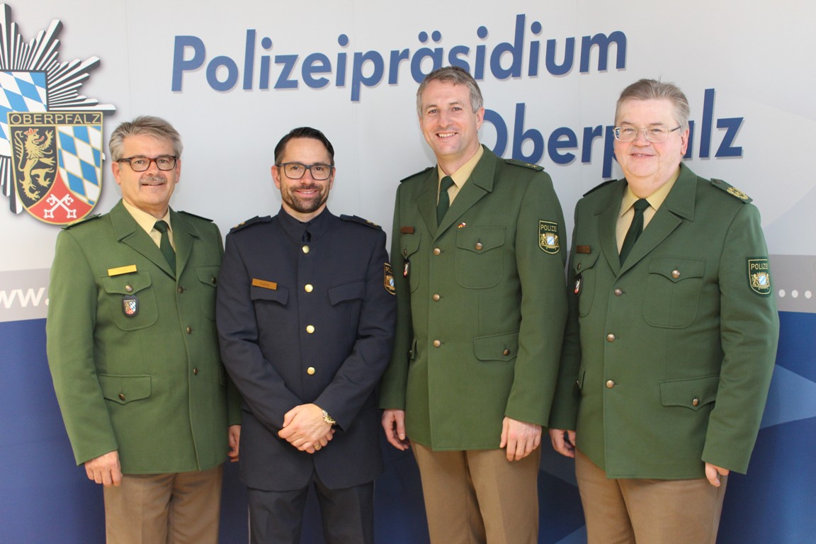 Polizei, Wechsel, Präsidium