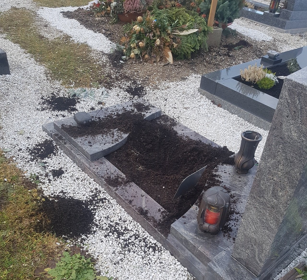 Polizei_Waidhaus_Friedhof_Verwüstung