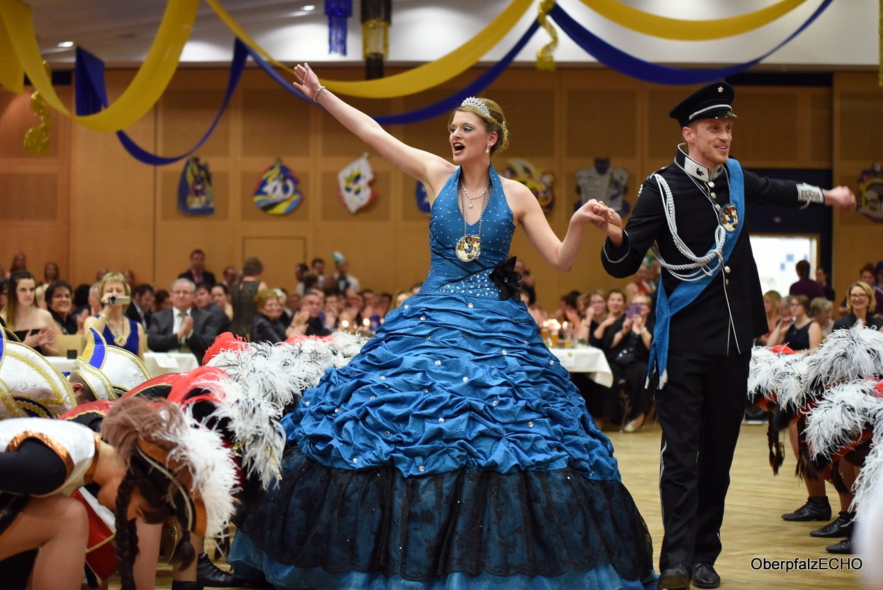 Prinzenpaar, Schautanz 2, Fasching in Neustadt/WN, Inthroball, Inthronisation