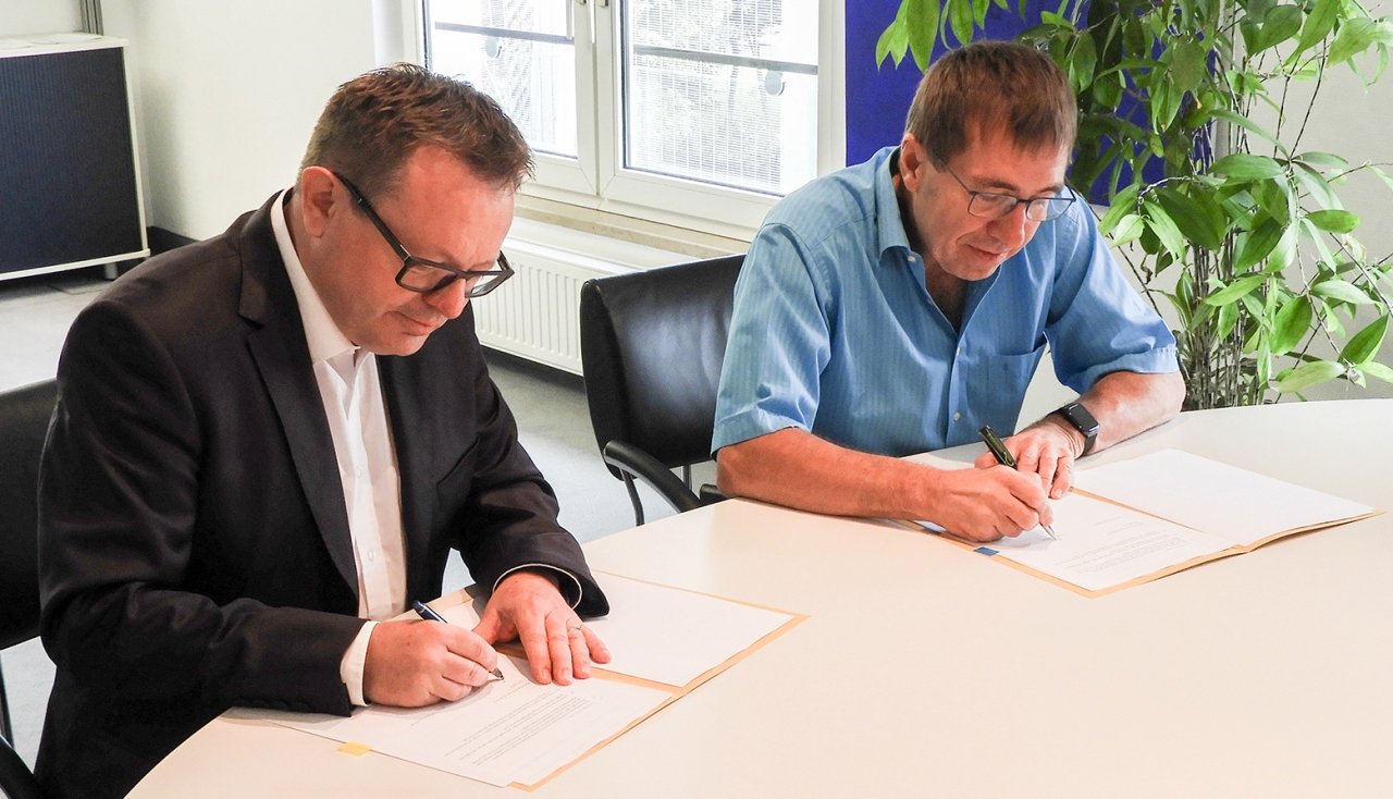 Prof. Dr. Erich Bauer, Dr. med. Klaus Gebel, Kooperation ALIA