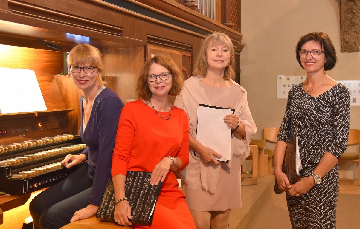 Punkt 12–Mittagsandacht in St. Josef Kirche Weiden Bilder Jürgen Wilke