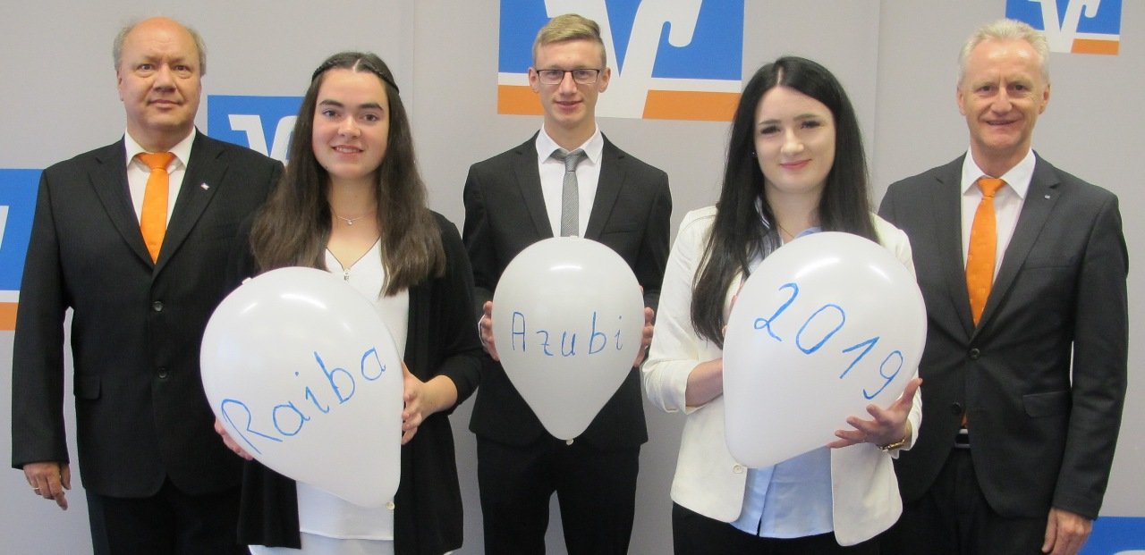 Drei Raiffeisenbank-Azubis in den Startlöchern