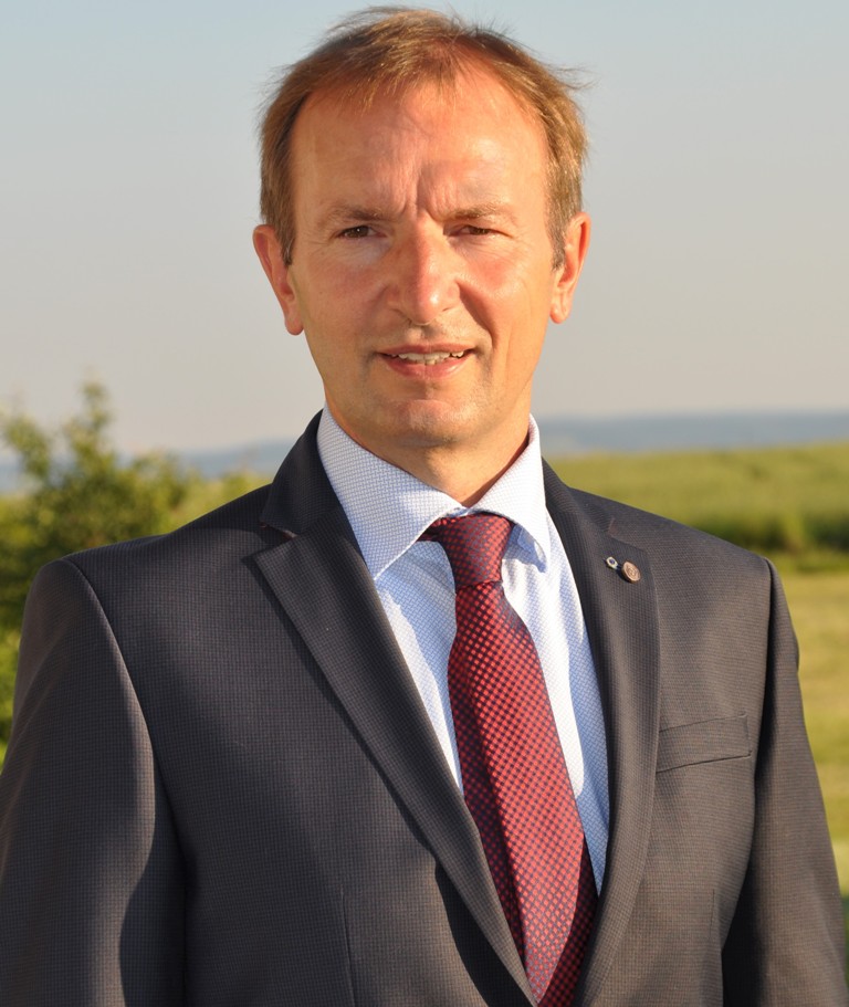 Robert_Beer_Geschäftsführer_Robert_Beer_Portrait