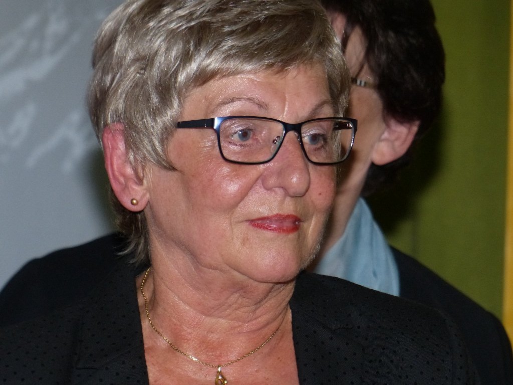 Roswitha_Hirmer_hört_auf