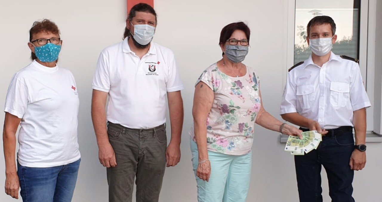 Rotes Kreuz Anita Schöcklmann Stoffmasken, Anni Priebe, Gerhard Müller, Anita Schöcklmann, Thomas Rauch