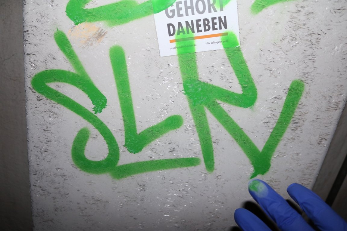 SLK Weiden Graffiti Polizei sucht Zeugen 1