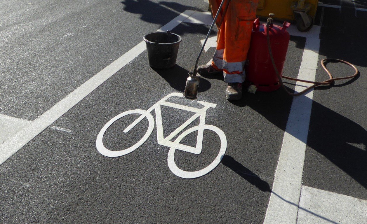 Schillerstraße Zeichen Radfahrer Radweg Fahrrad Baustelle Symbol