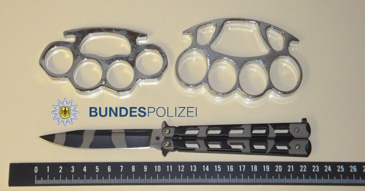 Schlagringe, Butterflymesser, Bundespolizei