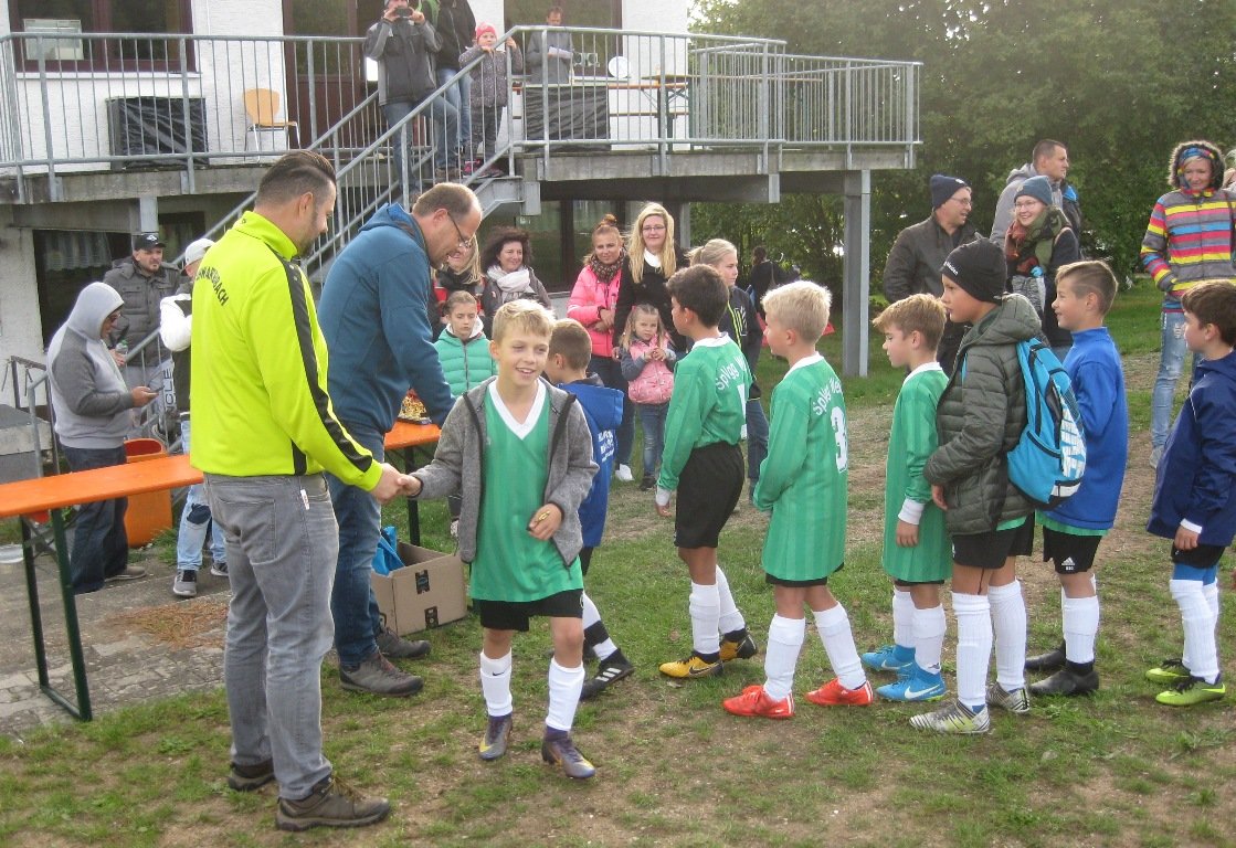 Schug-Cup-Turnier Schwarzenbach E-Jugend Fußball 1