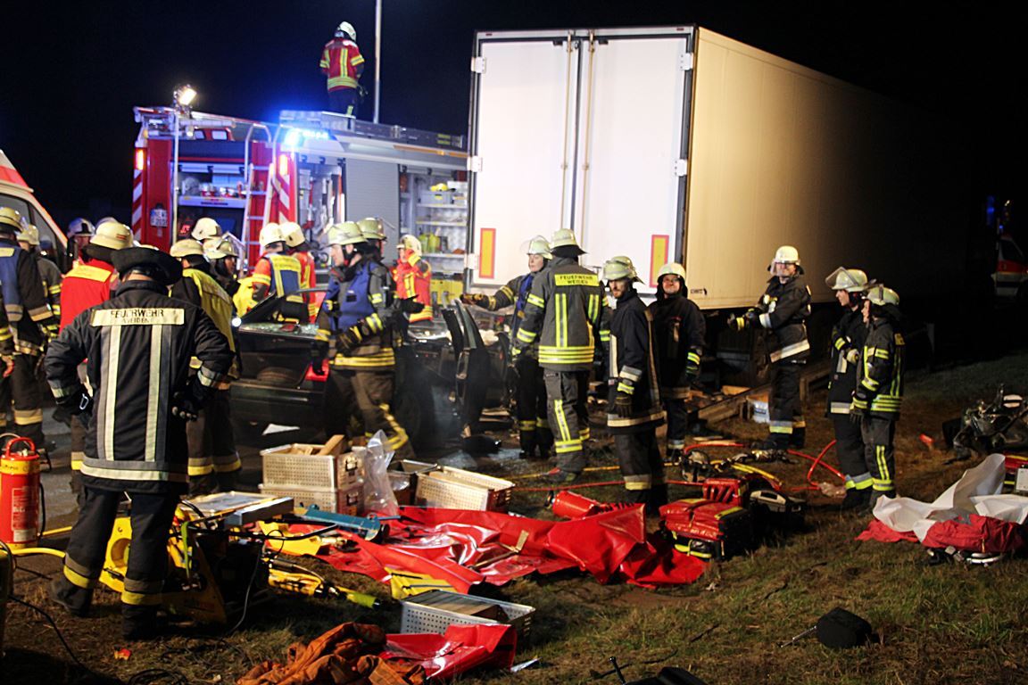 Schwerer Unfall A93 13