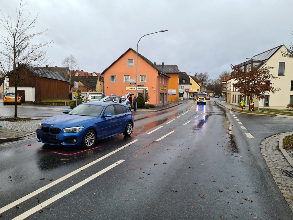 Schwerer Unfall Grafenwöhr Polizei Eschenbach Radfahrer lebensgefährlich verletzt