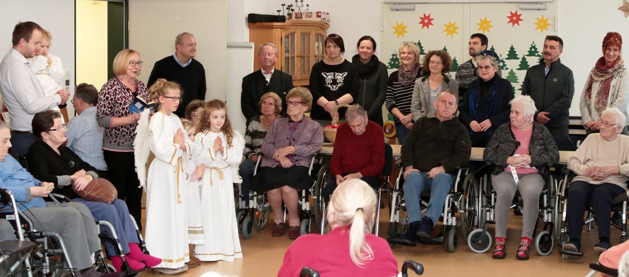 Senioren Reiserwinkel Floß Weihnachtsbesuch