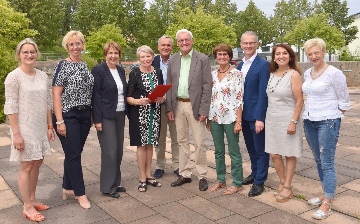 Sozialpreis der Weidener SPD für Dr. Renate Freuding-Spintler soziales Engagement Initiative Adventslicht Weiden Bild Jürgen Wilke1