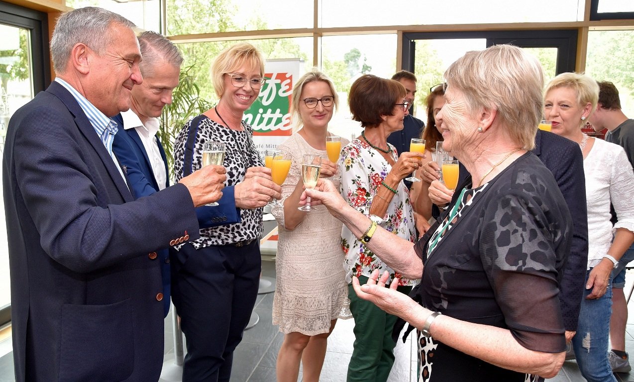 Sozialpreis der Weidener SPD für Dr. Renate Freuding-Spintler soziales Engagement Initiative Adventslicht Weiden Bild Jürgen Wilke4