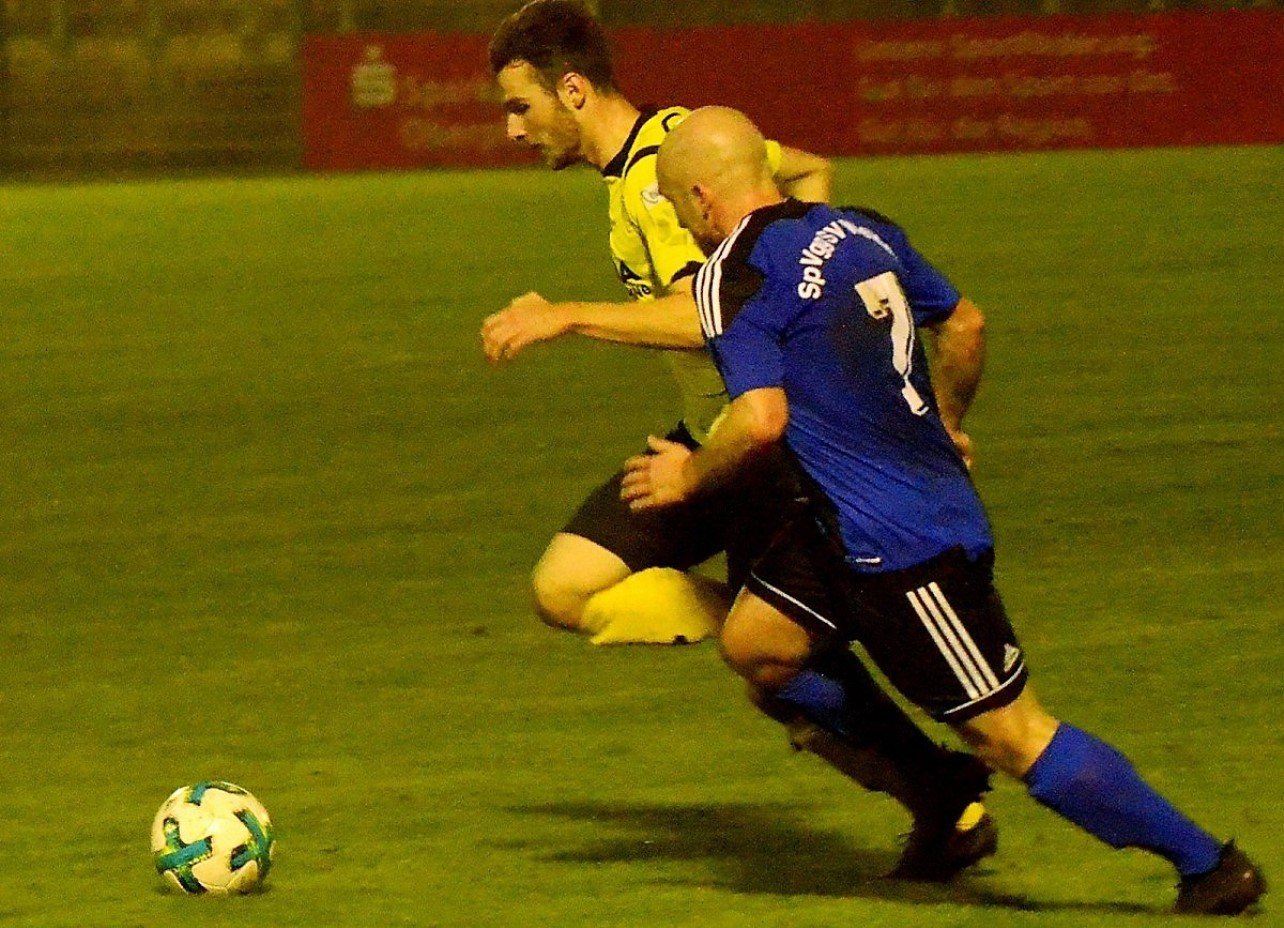 SpVgg SV Weiden_Fußball_Derby_FC Amberg_Bayernliga_September1