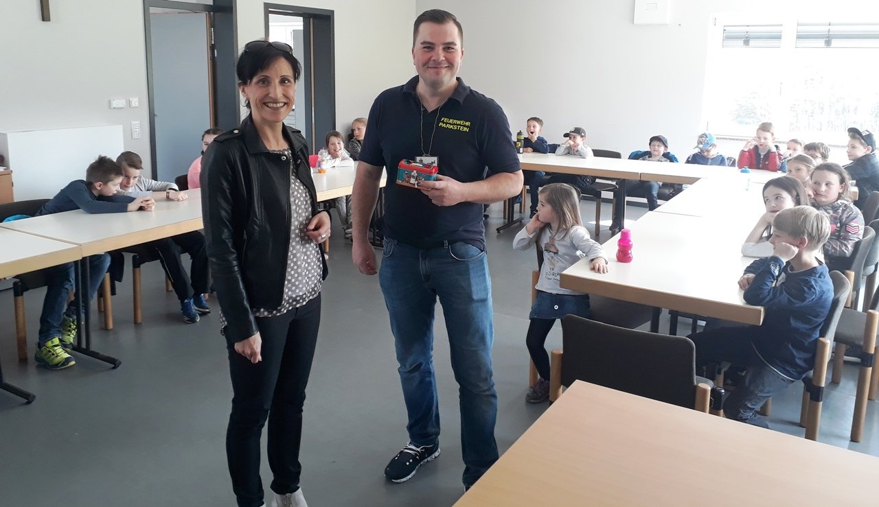 Spende Kinderfeuerwehr Parkstein