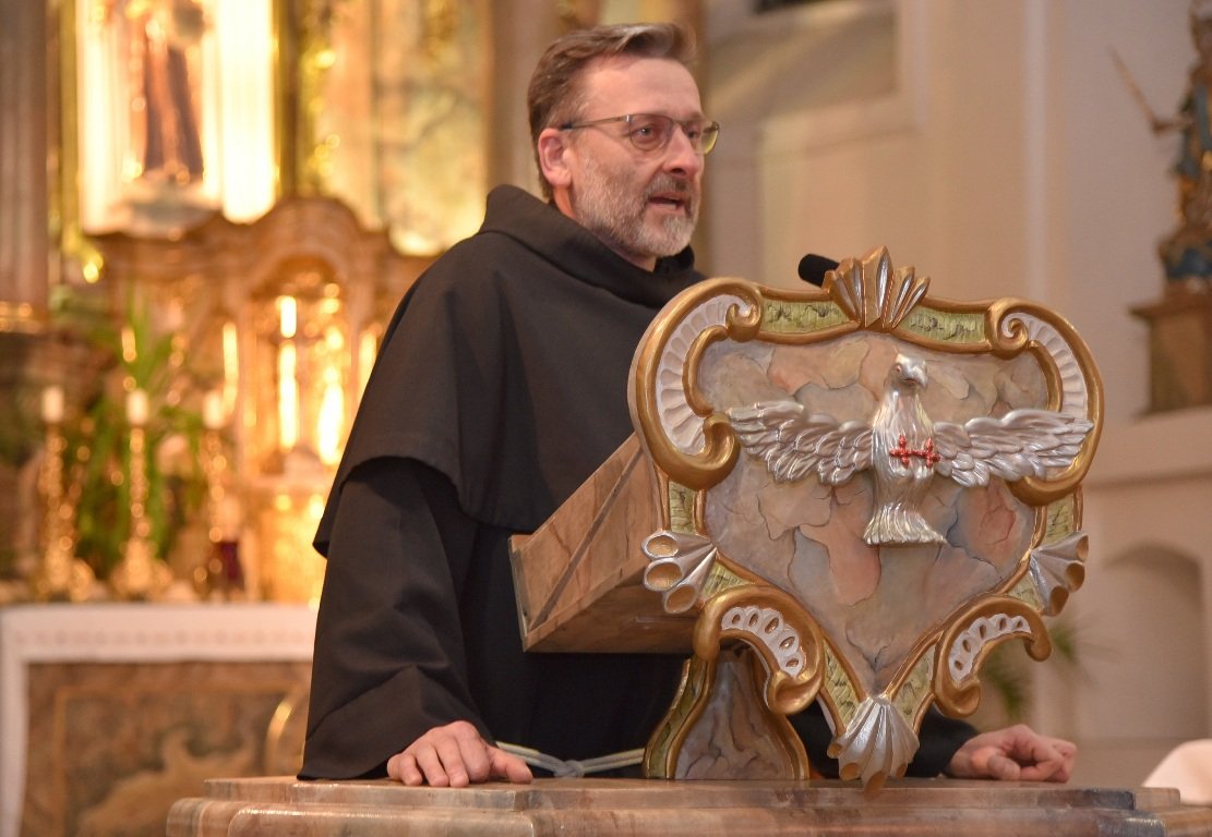 Spende, Benefiz, Hospiz Neustadt, Musik und Text (3), Pater Guardian Stanislaus Sliwinski