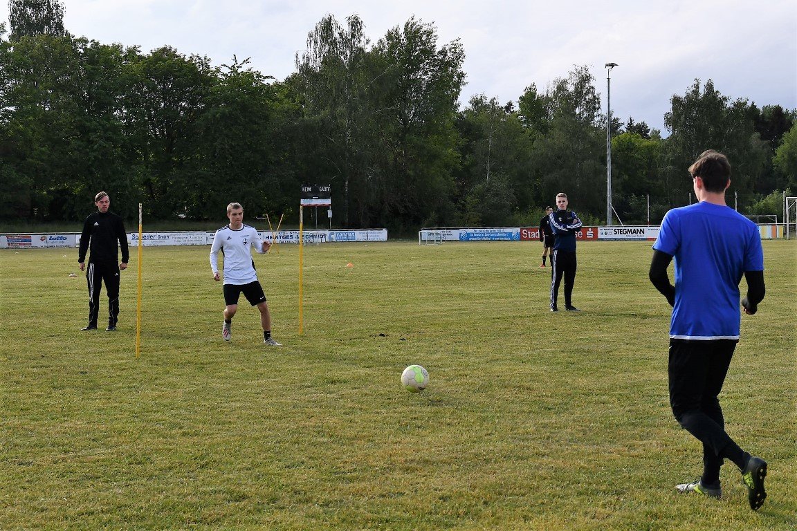 Spielvereinigung SpVgg Weiden Training trotz Corona Trainingszeiten 2