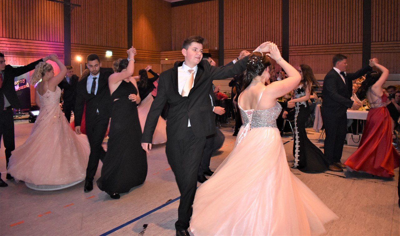 Stadthalle Premiere Abschlussball Grafenwöhr Pressath Eschenbach3