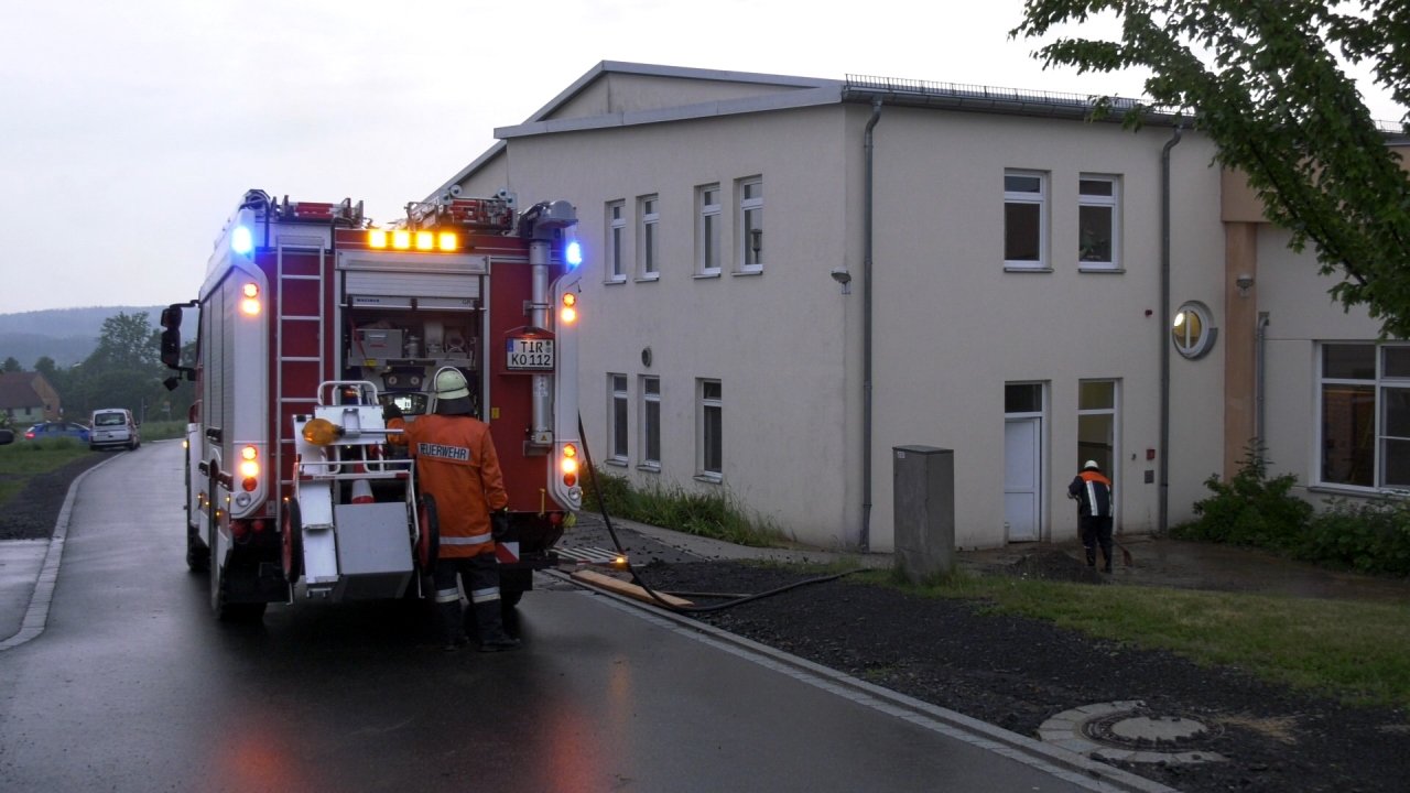Starkregen Schlammmassen Konnersreuth Tirschenreuth Unwetter Wassermassen Bilder NEWS5 Wellenhöfer01